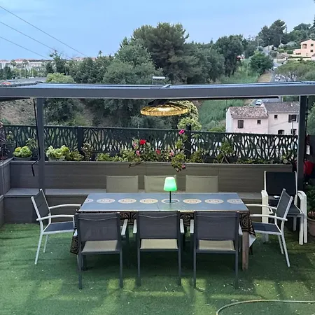 La Français Live, Love,laugh&have Fun Villeneuve-Loubet